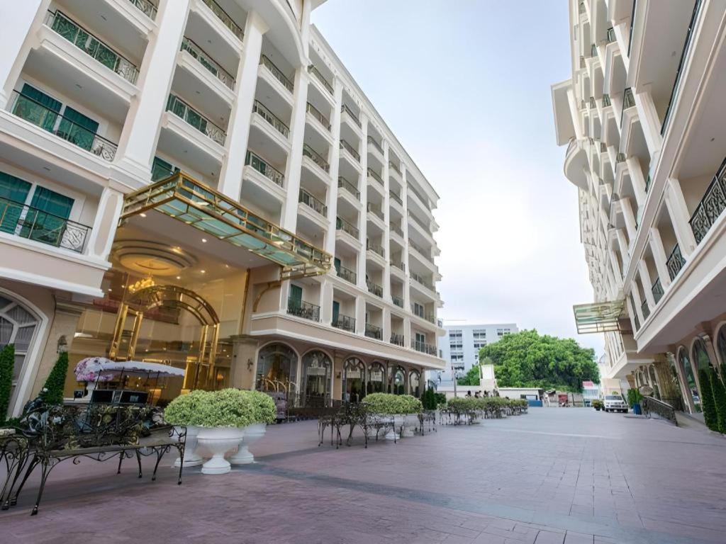 Lk Celestite Hotel Патая Екстериор снимка